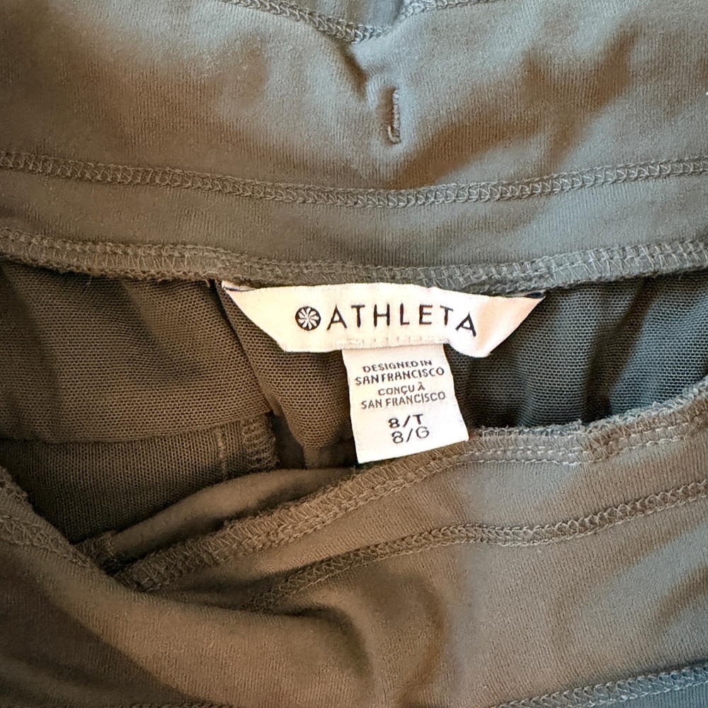Athleta Sage Green Relaxed Pants size 8 Tall - Picture 4 of 5